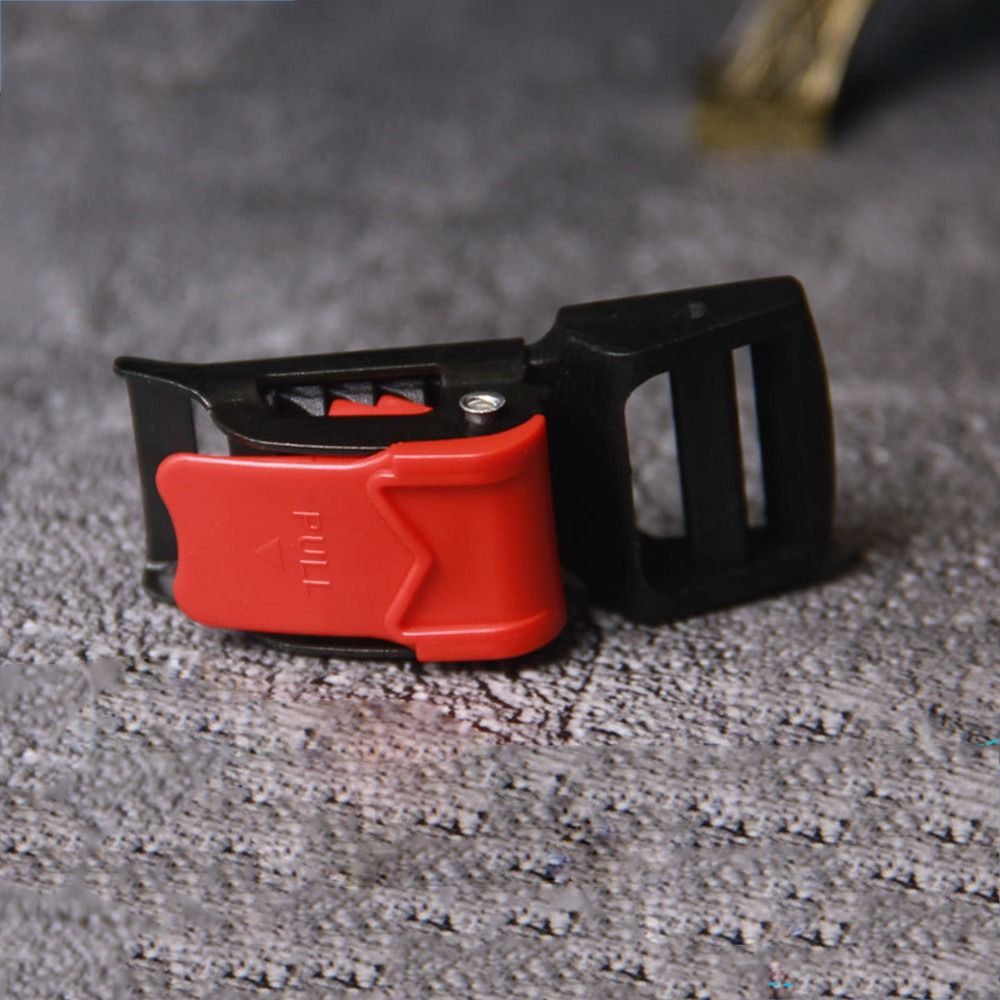 Quick Release Buckle Motorcycle Helmet - Kunci Pengaman Helm Motor Plastik, Gesper